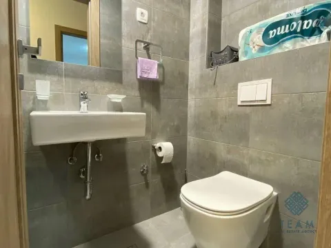 Izdavanje, dvosoban stan, 69m², Master Kvart, Podgorica - image 9