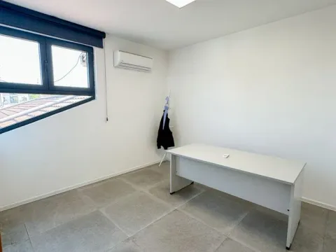 Rent, office space, 118m², Centar, Podgorica - image 6