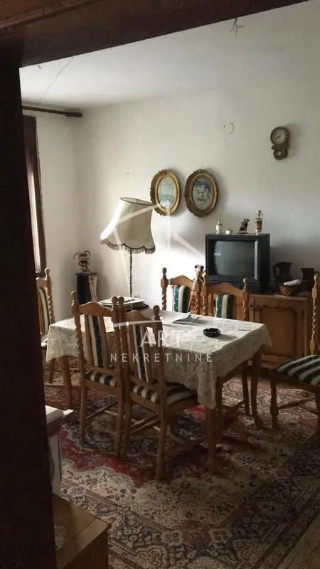 Prodaja, kuća, 220m², Ribnica, Kraljevo