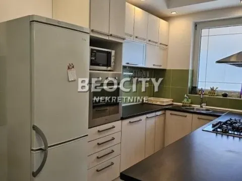 Izdavanje, stan, 60m², Stari grad, Novi Sad - image 7