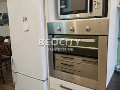 Izdavanje, stan, 60m², Stari grad, Novi Sad - image 9