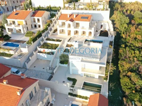 Prodaja, trosoban stan, 200m², Reževići, Budva - image 6