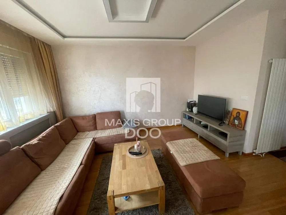Sale, four bedroom apartment, 98m², Slavujev Venac, Zvezdara Sve Podlokacije