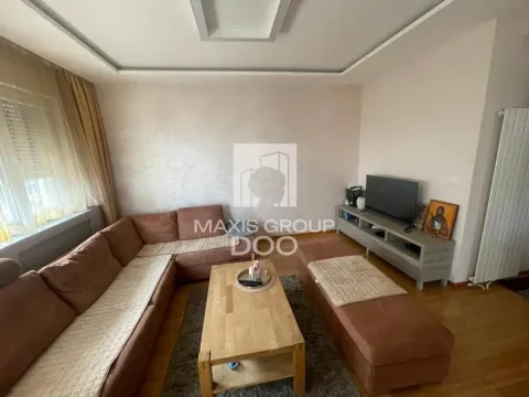 Prodaja, četvorosoban stan, 98m², Slavujev Venac, Zvezdara Sve Podlokacije - image 11