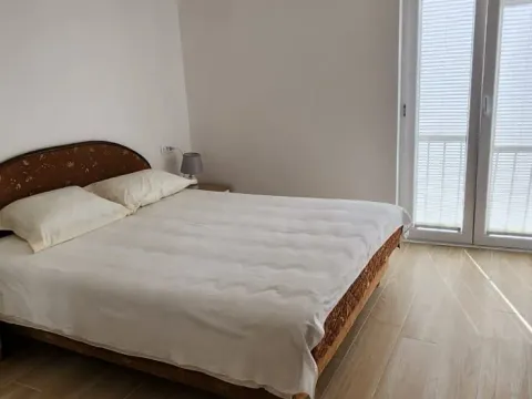 Sale, studio apartment, 114m², Bečići, Budva - image 13