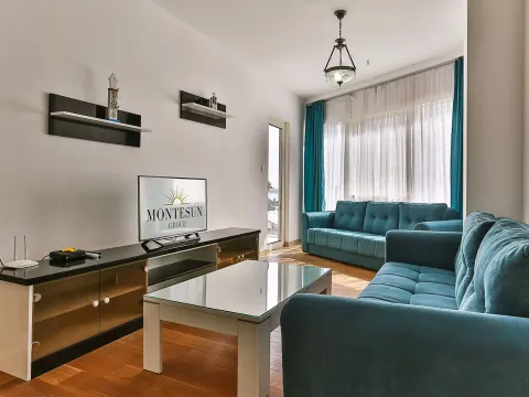 Izdavanje, dvosoban stan, 77m², Centar, Budva - image 18