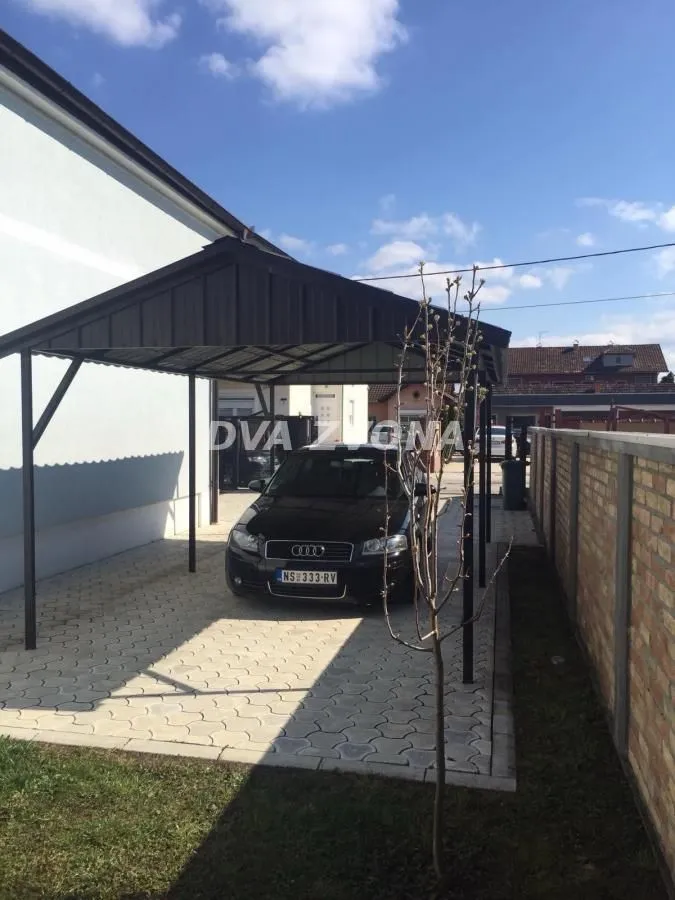 Prodaja, kuća, 250m², Adice, Novi Sad Sve Podlokacije