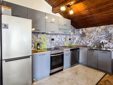 Izdavanje, dvosoban stan, 108m², Stari Aerodrom, Podgorica - image 8