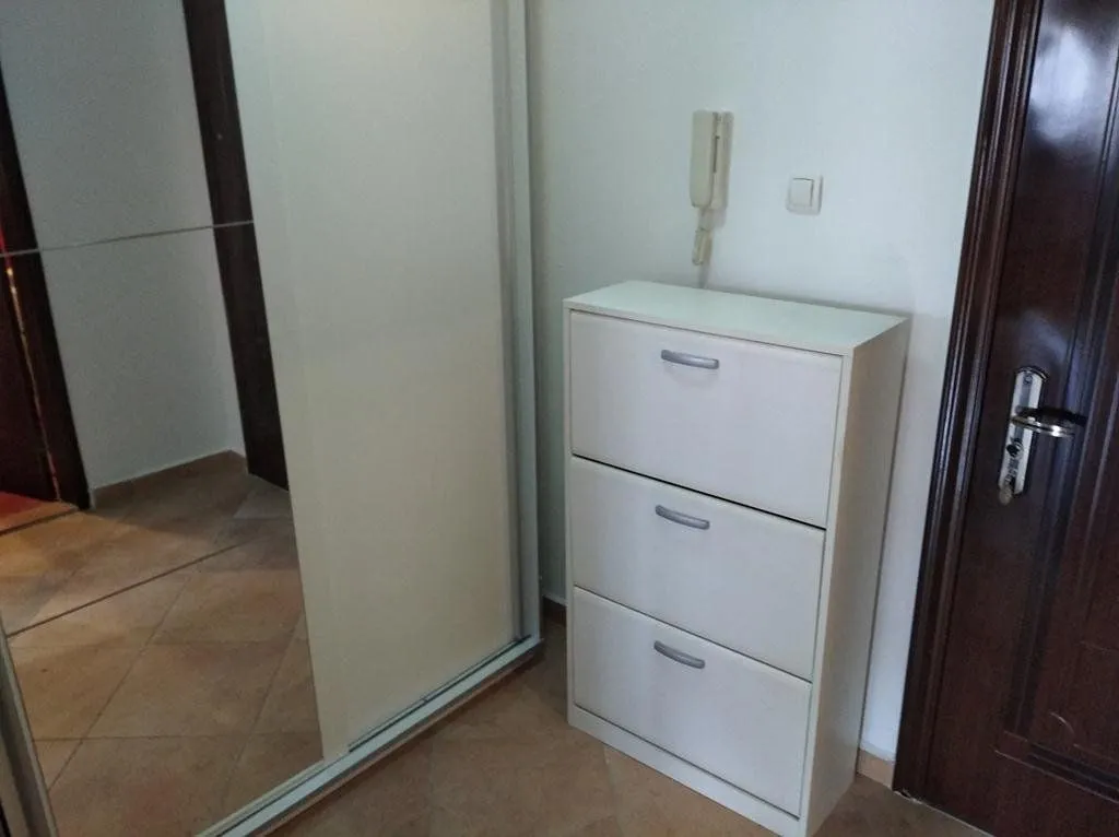 Izdavanje, jednosoban stan, 50m², City Kvart, Podgorica