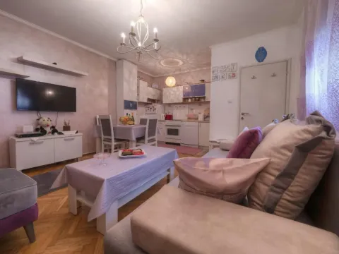 Sale, house, 42m², Budva, Crna Gora - image 12