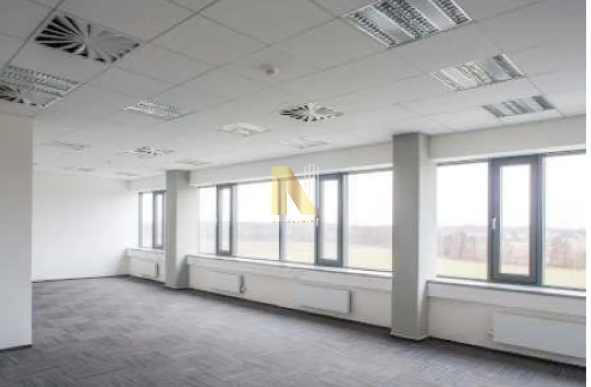 Rent, office space, 10000m², Stara Pazova, Srbija