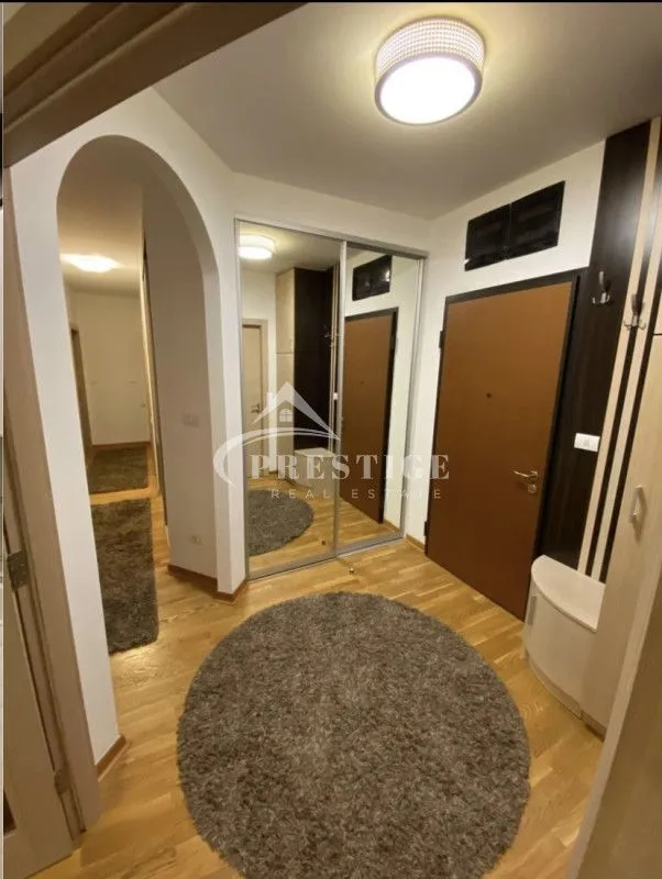 Rent, three bedroom apartment, 120m², City Kvart, Podgorica