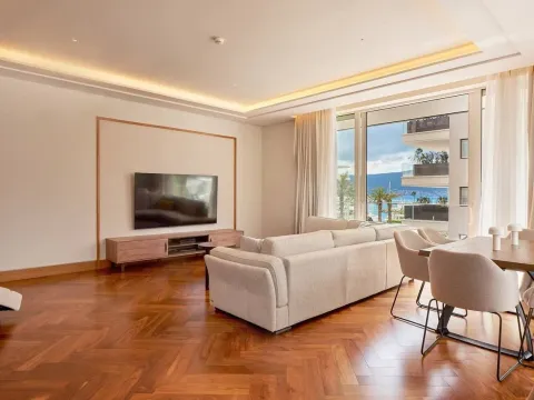 Prodaja, jednosoban stan, 80m², Centar, Tivat - image 5