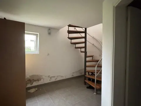 Prodaja, kuća, 111m², Gomila, Herceg Novi - image 2