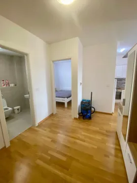 Izdavanje, dvosoban stan, 59m², Bečići, Budva - image 3