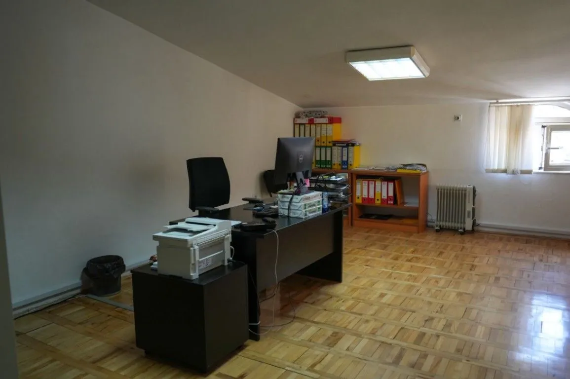 Rent, office space, 160m², Centar, Podgorica