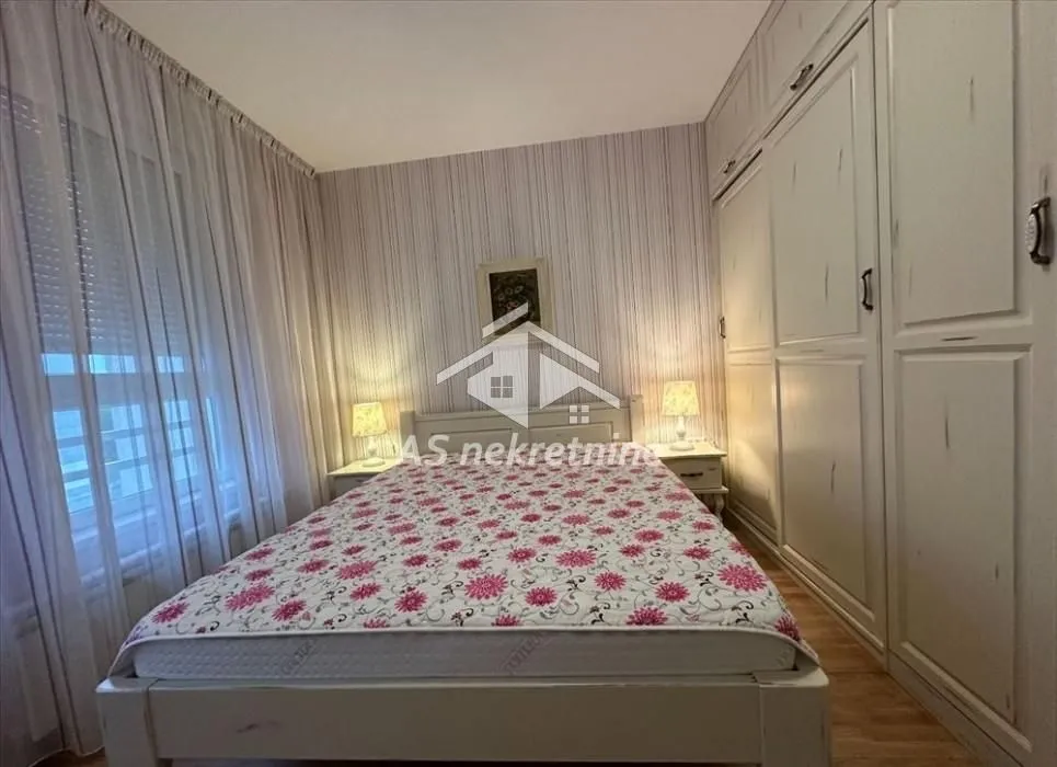 Rent, three bedroom apartment, 102m², Novi Beograd Blok 67, Novi Beograd Sve Podlokacije