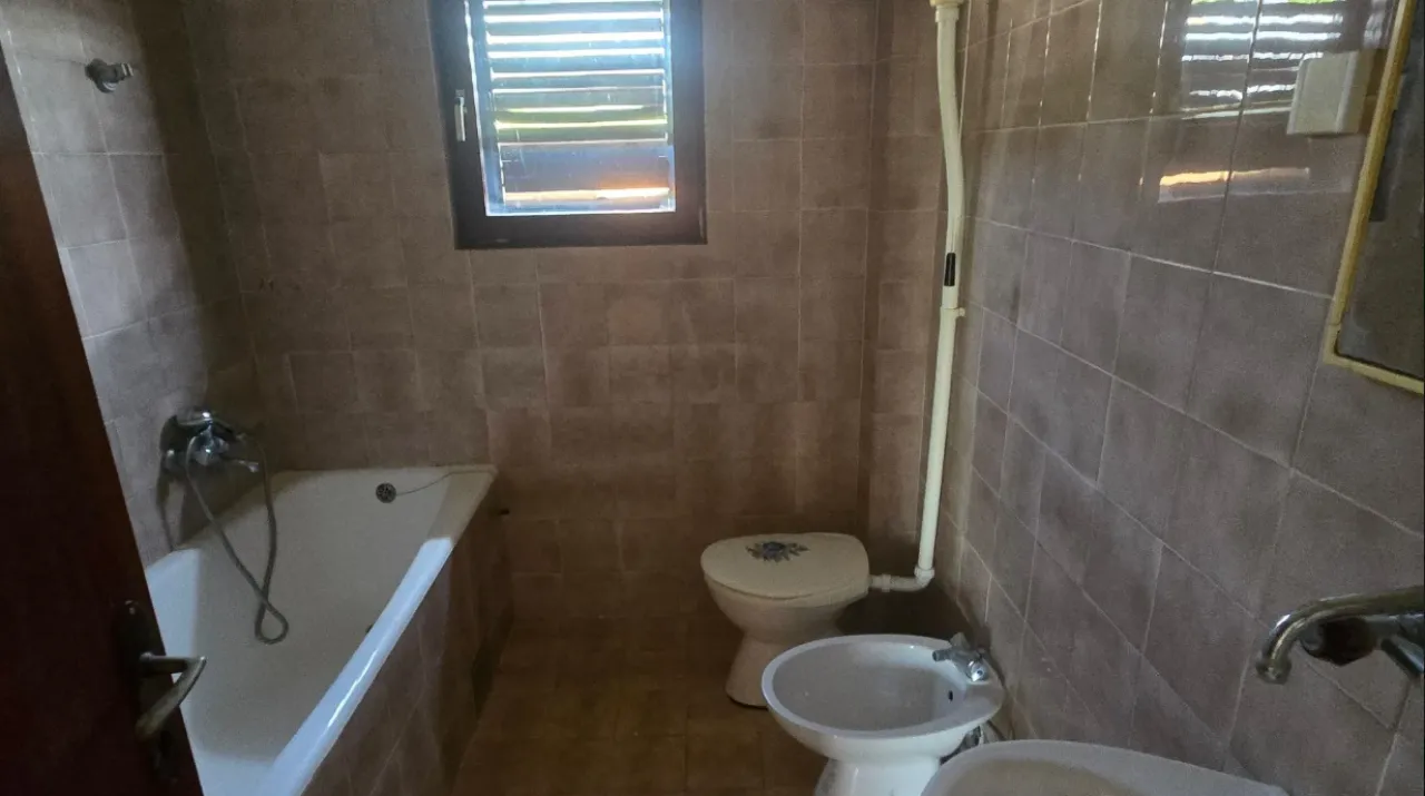 Sale, house, 272m², Šušanj, Bar