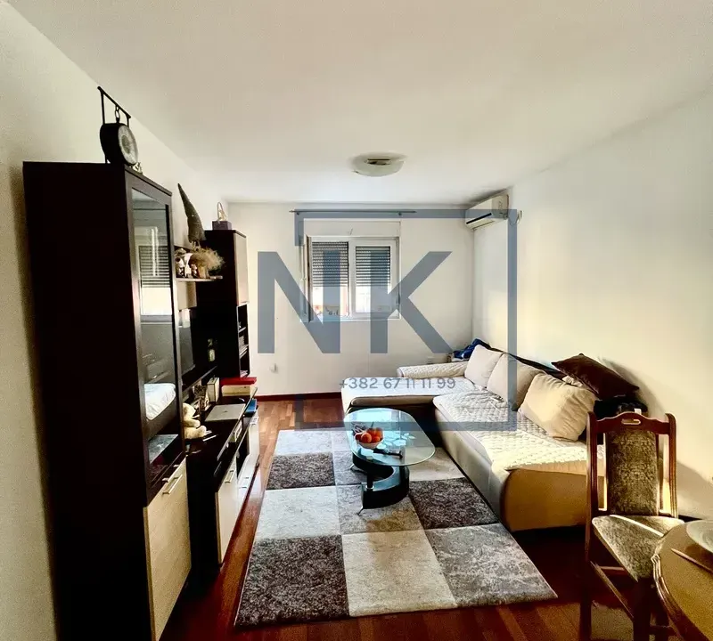 Izdavanje, jednosoban stan, 46m², Stari Aerodrom, Podgorica