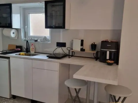 Rent, one bedroom apartment, 35m², Čukarica, Beograd - image 5