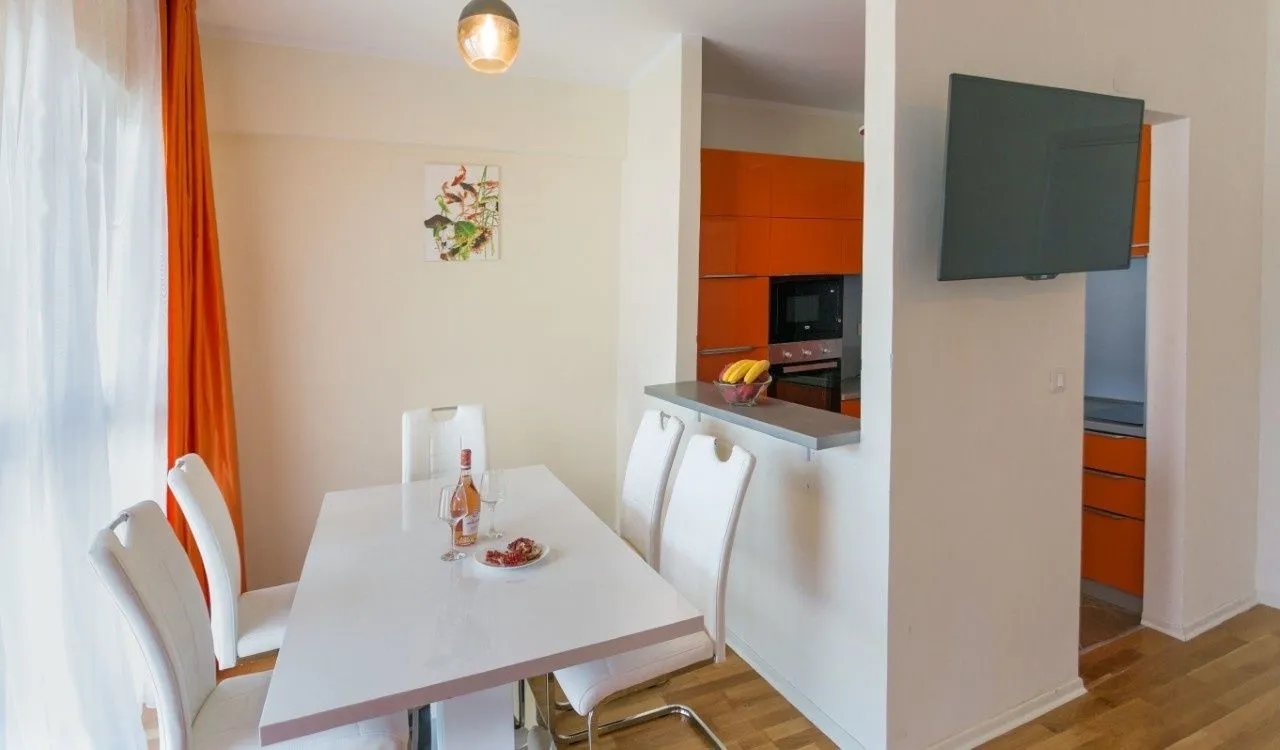 Prodaja, dvosoban stan, 71m², Zavala, Budva