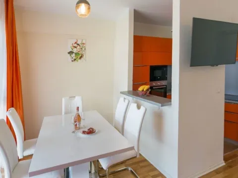 Prodaja, dvosoban stan, 71m², Zavala, Budva - image 3