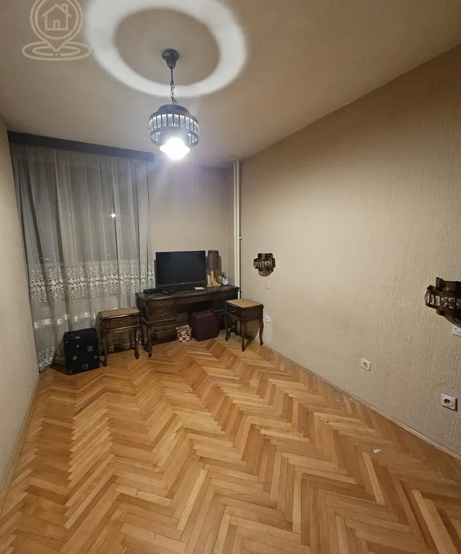 Prodaja, trosoban stan, 61m², Centar, Kragujevac