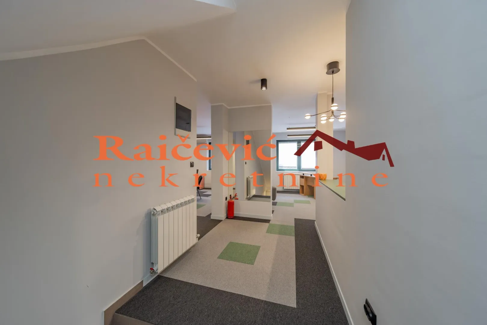 Rent, office space, 152m², Voždovac Sve Podlokacije, Beograd