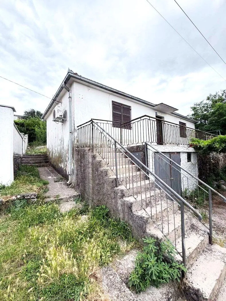 Sale, house, 120m², Masline, Podgorica