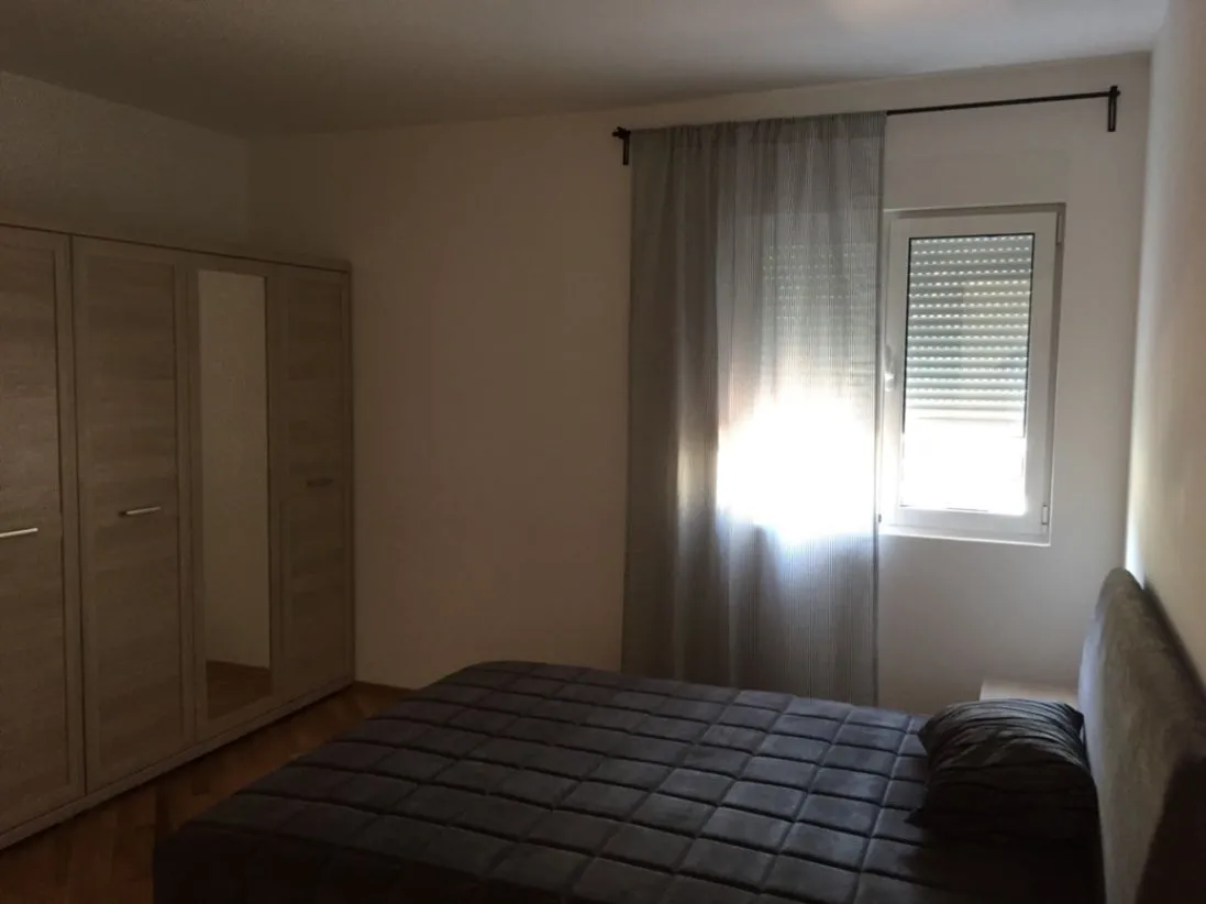 Izdavanje, jednosoban stan, 60m2, Rozino, Budva