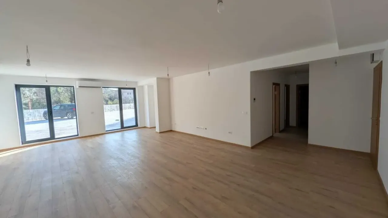 Sale, apartment, 109m², Kamenovo, Budva