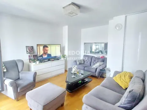 Sale, four bedroom apartment, 106m², Višnjička Banja, Palilula Sve Podlokacije