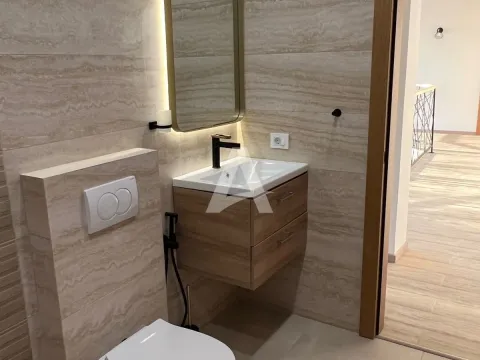 Sale, house, 317m², Kavač, Kotor - image 9