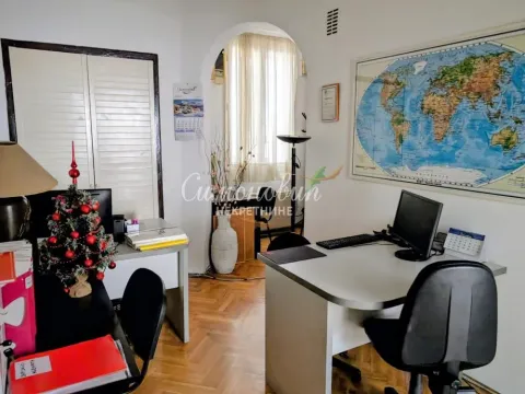 Sale, one bedroom apartment, 41m², Kalenić Pijaca, Vračar Sve Podlokacije - image 7