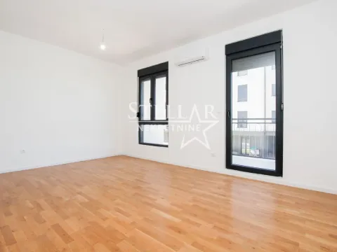 Rent, two bedroom apartment, 64m², Tološi, Podgorica - image 2
