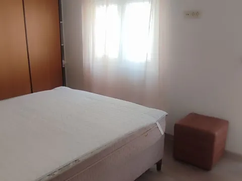 Rent, one bedroom apartment, 44m², Podkošljun, Budva - image 3
