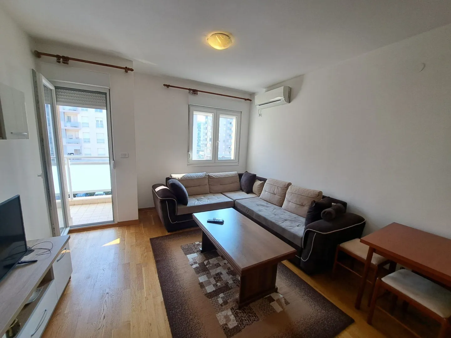 Rent, one bedroom apartment, 45m², City Kvart, Podgorica