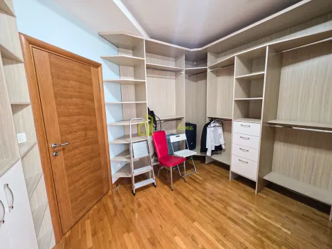 Prodaja, trosoban stan, 137m², Vezirov Most, Podgorica - image 7