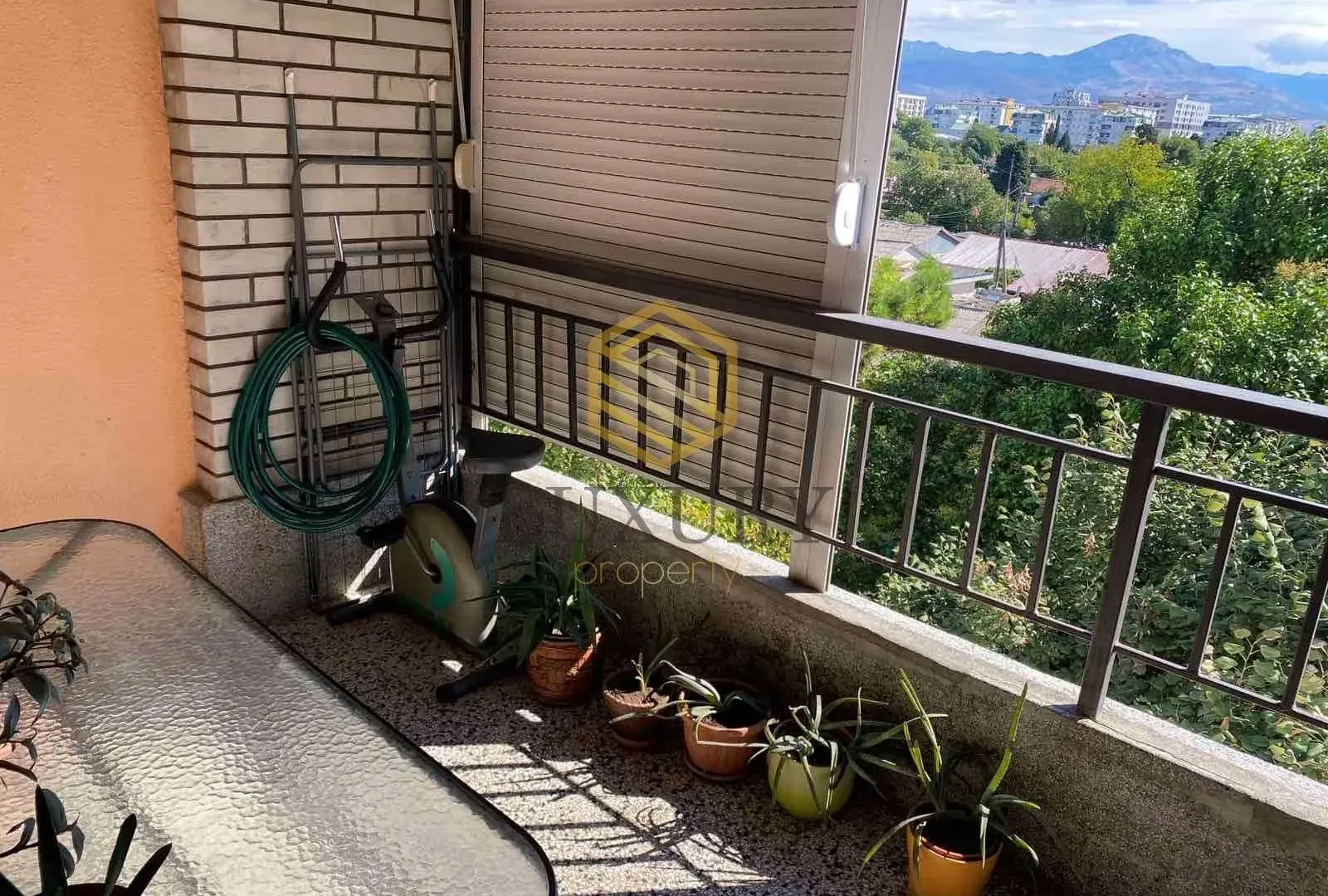 Izdavanje, dvosoban stan, 80m², Zabjelo, Podgorica