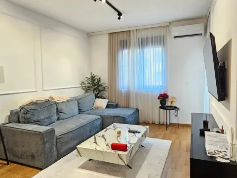 Rent, two bedroom apartment, 70m², New City, Podgorica - image 3