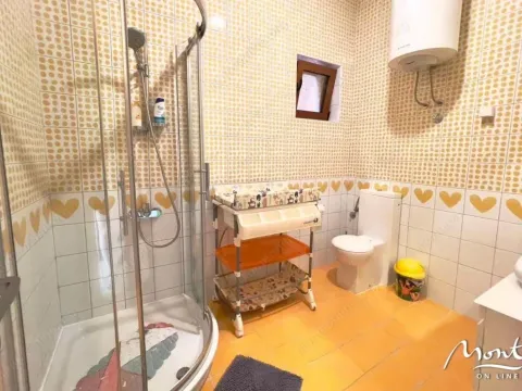 Prodaja, kuća, 323m², Utjeha, Bar - image 18