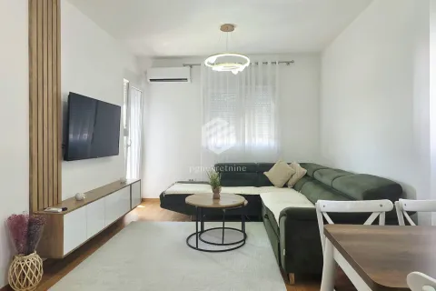 Rent, two bedroom apartment, 57m², Stari Aerodrom, Podgorica - image 3