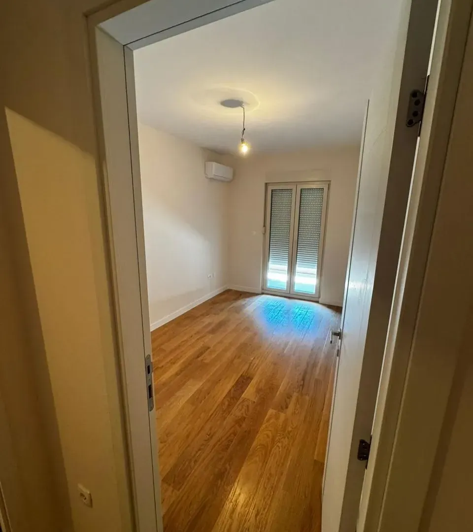 Prodaja, dvosoban stan, 68m², Central Point, Podgorica