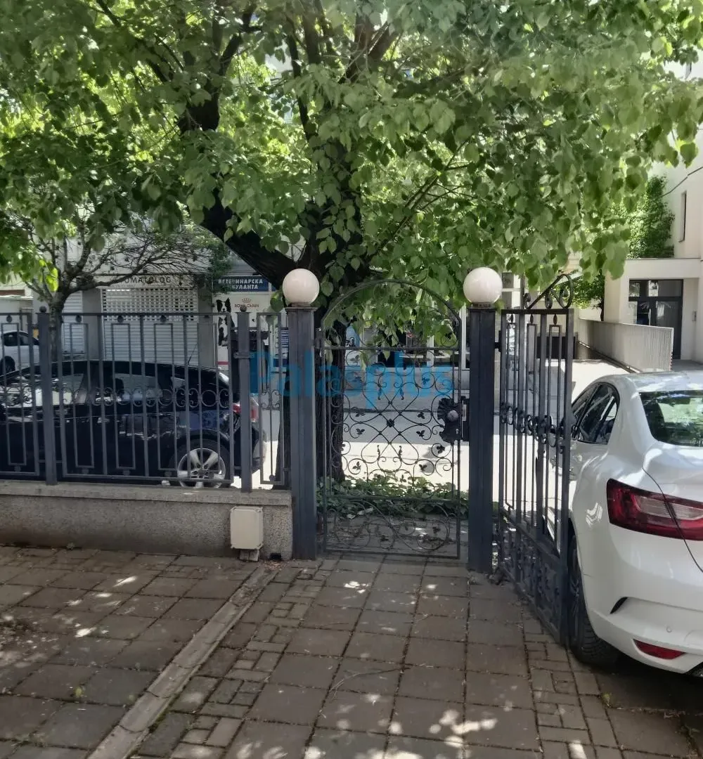 Prodaja, ugostiteljski objekat, 589m², Centar, Kragujevac