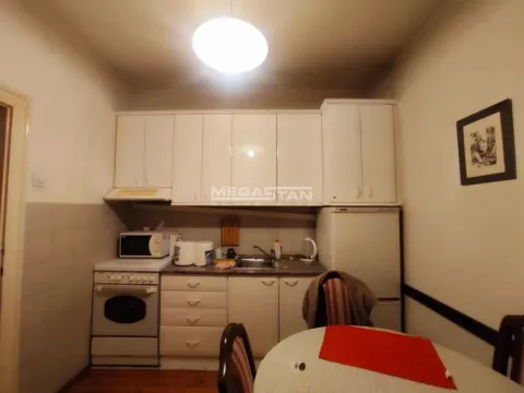 Izdavanje, dvosoban stan, 60m², Cvetni Trg, Vračar Sve Podlokacije - image 9