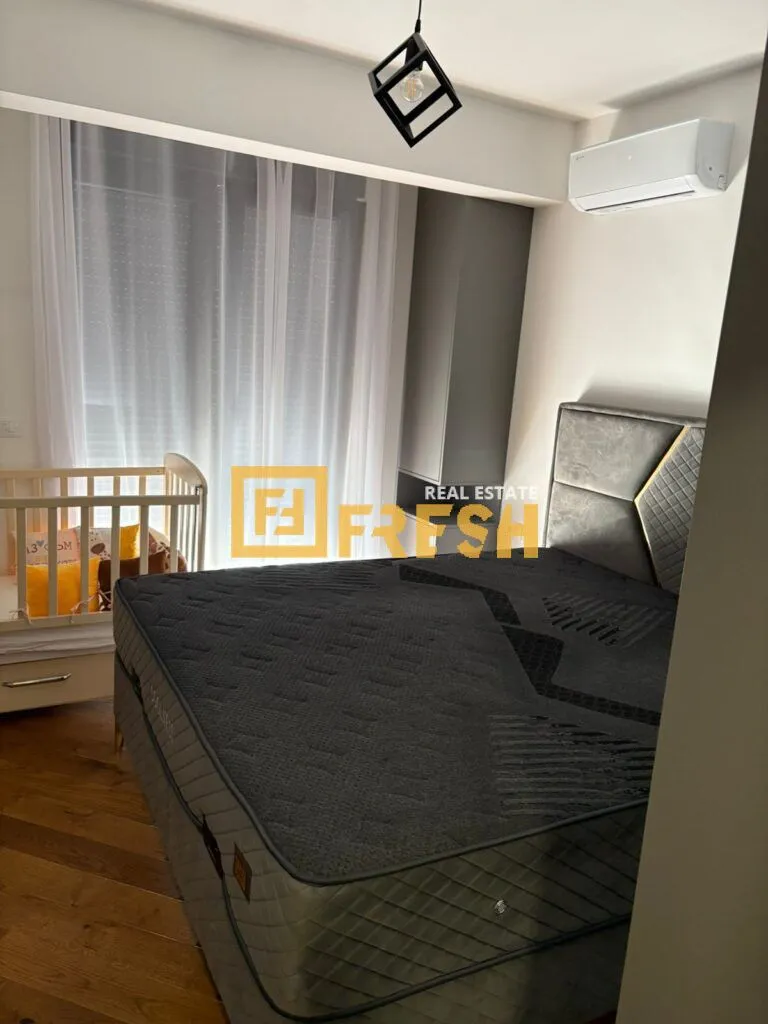 Prodaja, jednosoban stan, 69m², Tivat, Crna Gora