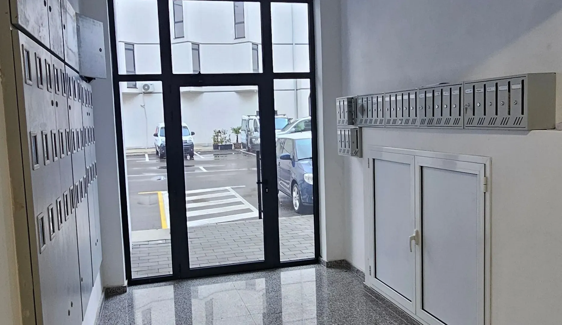 Prodaja, jednosoban stan, 46m², Centar, Ulcinj