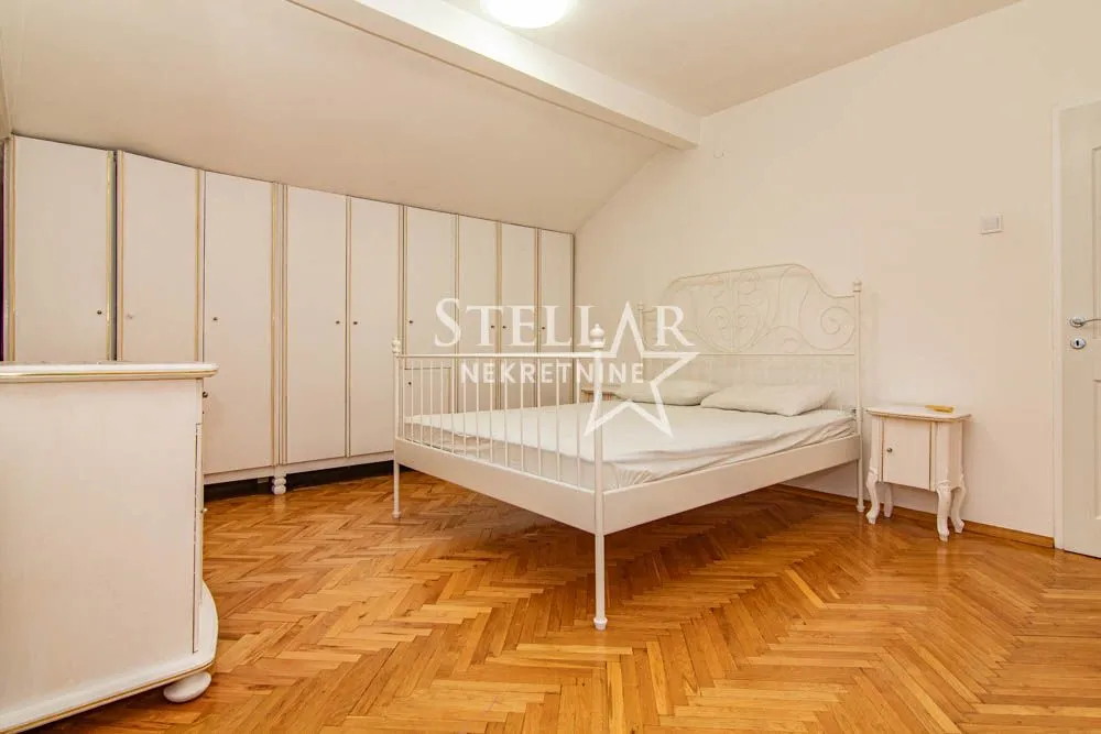 Izdavanje, kuća, 250m², Zagorič, Podgorica