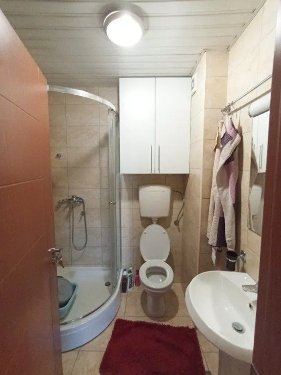 Izdavanje, jednosoban stan, 44m², Tuški Put, Podgorica
