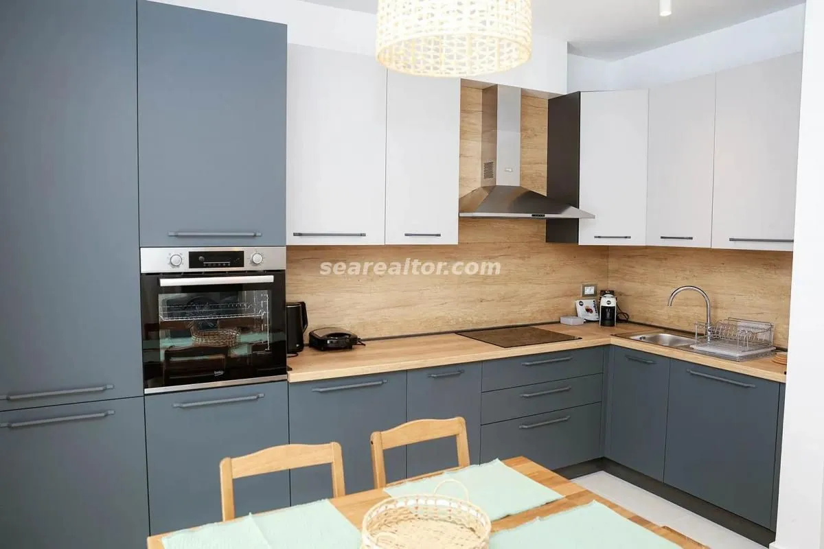 Prodaja, dvosoban stan, 59m², Tivat, Crna Gora